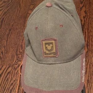 Men’s Disney baseball cap. Never worn.